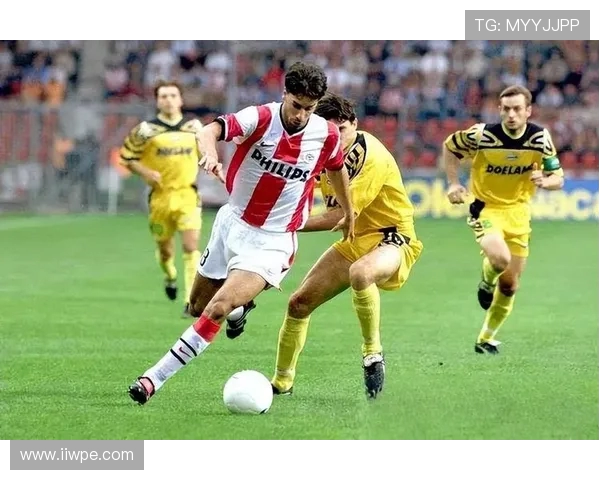 小禁区之王范尼:进球如潮水,停不下来的传奇射手之路 小禁区之王范尼:进球如潮水,停不下来的传奇射手之路