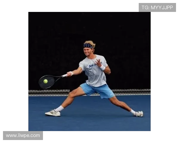 卡鲁索精准反击妙传 霍姆格伦完美双手暴扣点燃全场激情 卡鲁索精准反击妙传 霍姆格伦完美双手暴扣点燃全场激情